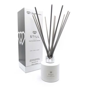 POSITIVE ENERGY DIFFUSER IN SIGNATURE FRAGRANCE STILL with box - The Universal Company